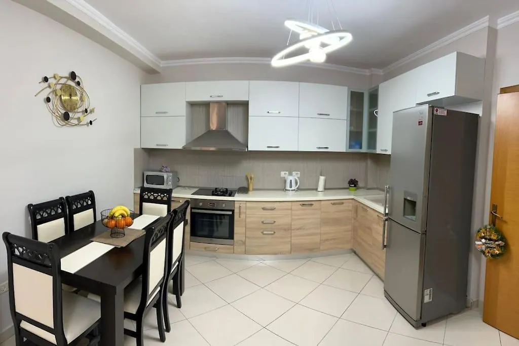 Lägenhet Home Sweet Home Elbasan